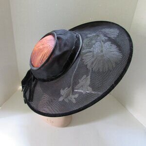 SALE Vintage Wide Brim Black Hat with Hidden White Daisy Swag